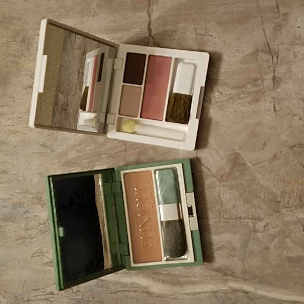New! Clinique Blush & Eye Shadow Compact Set